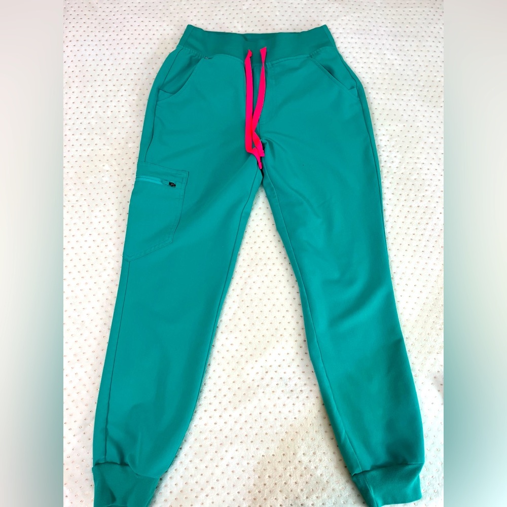 Figs jogger pants. Size XS/Petite. Small pen stain.